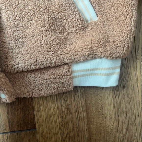 NWOT Teddy Sherpa Bomber Jacket Tan Beige Women’s Sz M Preppy Cozy - Picture 5 of 9